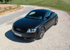 Audi TT Coupe 1.8T quattro 132 kW -