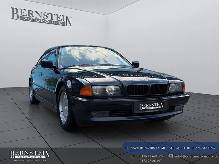 BMW 750i-V12-1.HAND-SCHECKHEFT