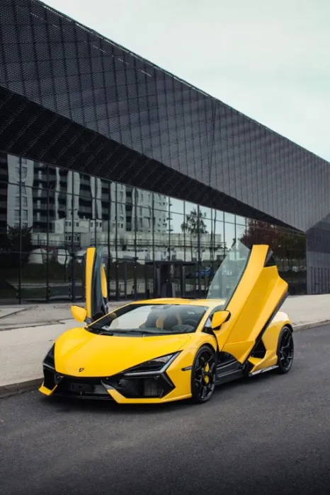 Lamborghini Revuelto Carbon+Passenger Display+Comfort Seats