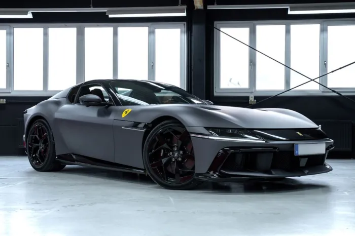 Ferrari 12Cilindri - Spider - Carbon -