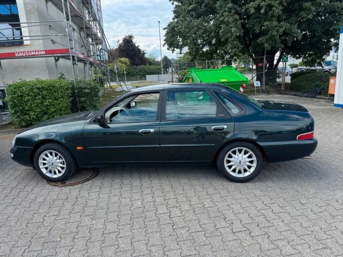 Ford Scorpio