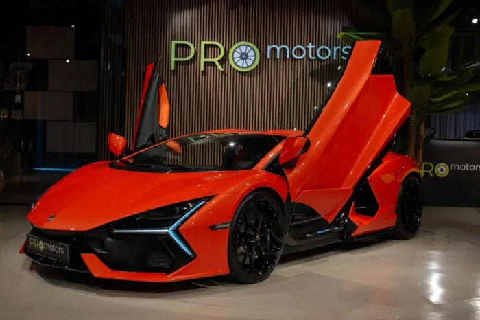 Lamborghini Revuelto 2025 2k km