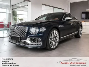 Bentley Continental Flying Spur Mulliner  V8