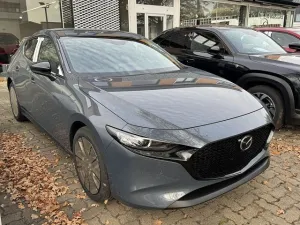 Mazda 3 2.5L e-SKYACTIV G 140ps