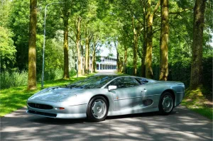 Jaguar XJ XJ220 M1207