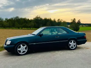 Mercedes-Benz E 320 Coupé