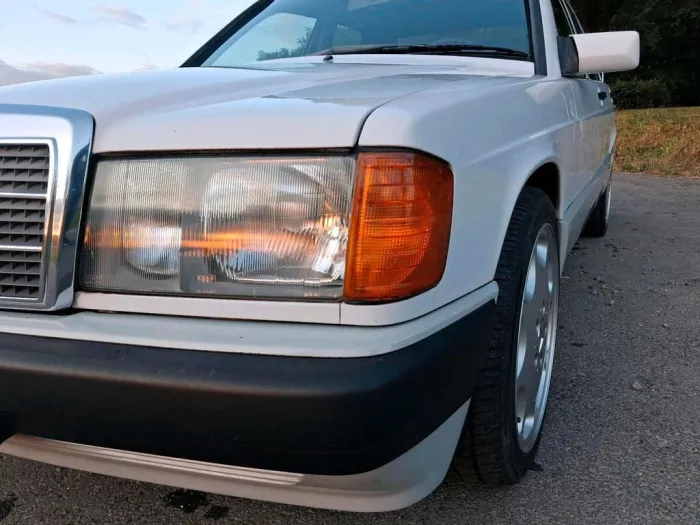 Mercedes-Benz Mercedes 190D 2.5 W201 in sehr gutem Zustand!
