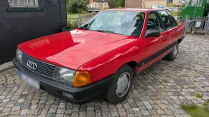 Audi 100 Typ 44 5 Zylinder sehr gepflegt