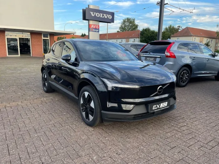 Volvo EX30 Pure Electric ACC BLIS Winter P. Google CAM