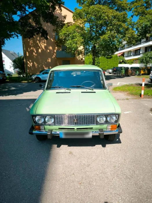 Lada 21063