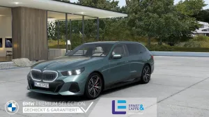 BMW 550e xDrive Touring M Sport Pro -- AHK Pano B&W