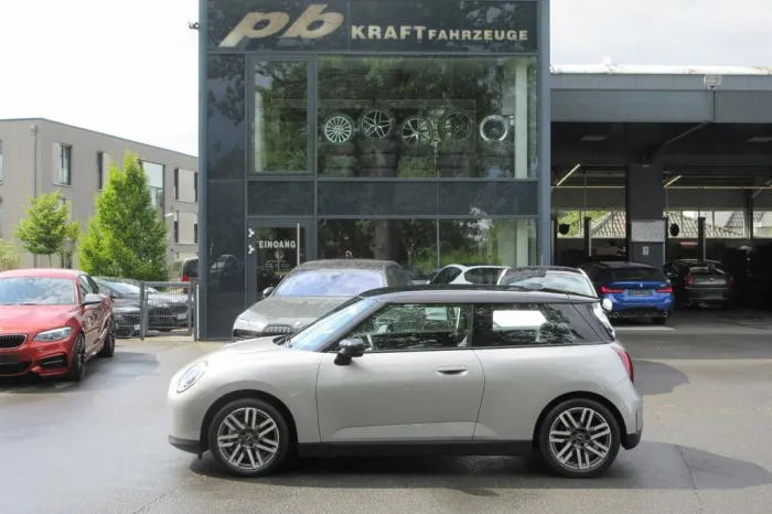 MINI Cooper E Classic Paket S HUD