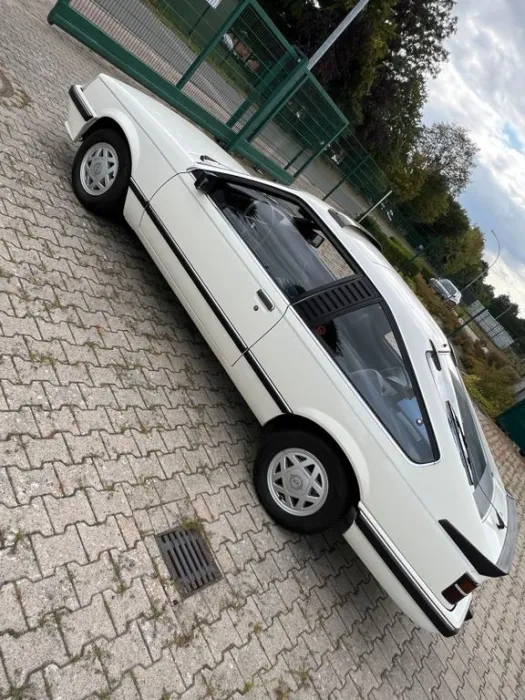 Opel Monza