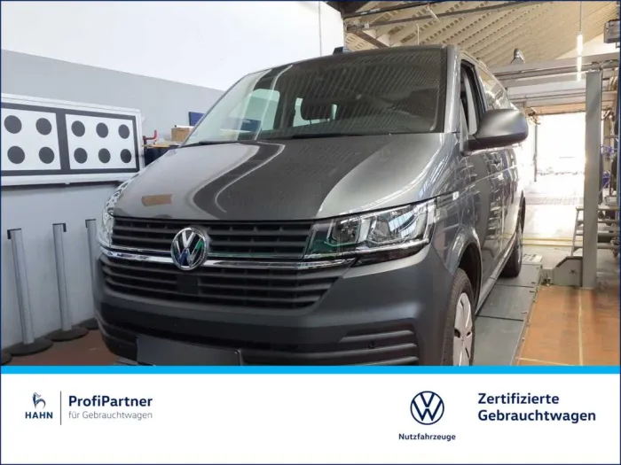 Volkswagen T6.1 Kombi KR 2,0TDI 110kW DSG 2xKLIMA