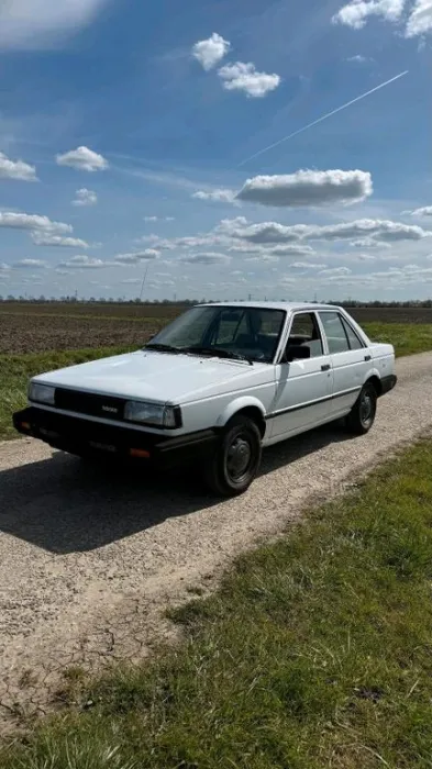 Nissan Sunny Sentra B12 oldtimer