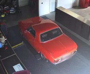 Peugeot 304 S Cabriolet mit Hardtop.