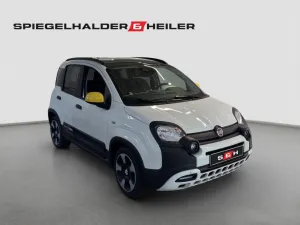 Fiat Pandina 1.0 GSE Hybrid 48 kW Cross 6-Gang Schalt