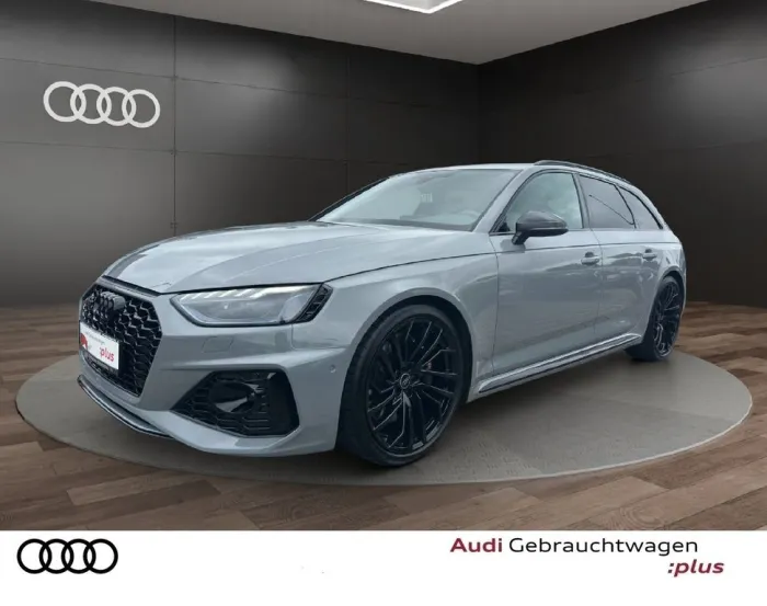 Audi RS4 Avant tiptr. qu. MATRIX+RS DYNAMIC+360°