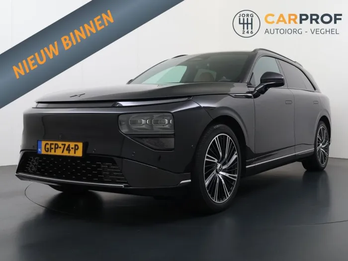 XPENG G9 AWD Performance 98 kWh panorama dach