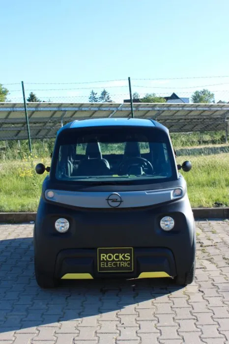 Opel Rocks-e Techno 