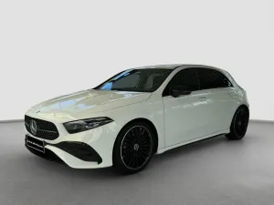 Mercedes-Benz A 200 AMG Line Navi*KeyLess*LED*PDC*ParkAss*ACC