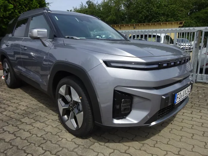 KGM SsangYong Torres EVX Titanium 72KW