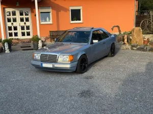 Mercedes-Benz CE 230 w124