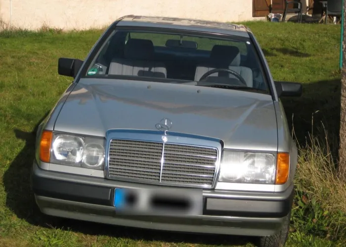 Mercedes-Benz Mercedes 300 CE mit H-Zulassung