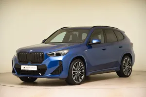 BMW iX1 xDrive30 M Sport ACC LED DAB AHK Alarm Pano