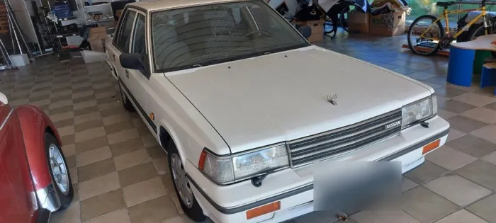 Nissan Datsun Laurel Motorschaden