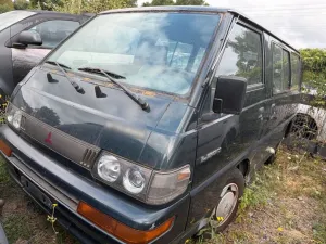 Mitsubishi l300