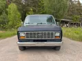 Ford Econoline E150 - V8 Conversion Van