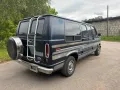 Ford Econoline E150 - V8 Conversion Van