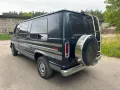 Ford Econoline E150 - V8 Conversion Van