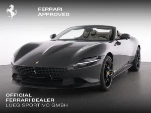 Ferrari Roma Spider Beifahrerdisplay - Surroundview -JBL