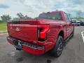 Ford F 150 Lightning Flash grosse Batterie im Vorlauf