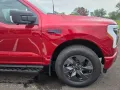 Ford F 150 Lightning Flash grosse Batterie im Vorlauf