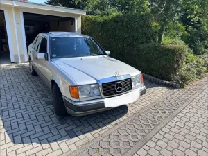Mercedes-Benz E 260