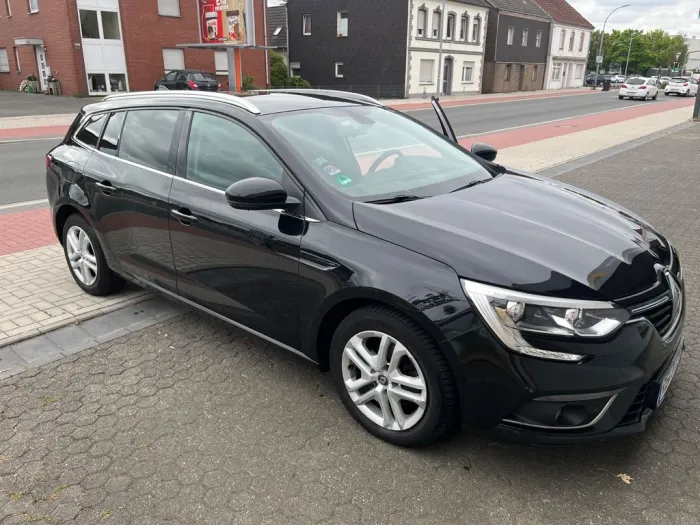 Renault Mégane IV Grandtour Intens - TÜV NEU 