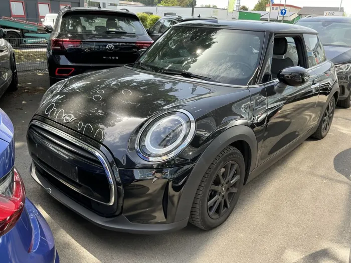 MINI Cooper Essential Trim Teil-Leder R.Cam Pano HUD