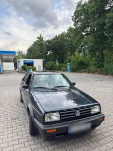 Volkswagen VW Jetta 2