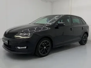 Skoda Rapid 1.4 DSG-LED-Panorama-Keyless-Navi-PDC-SHZ