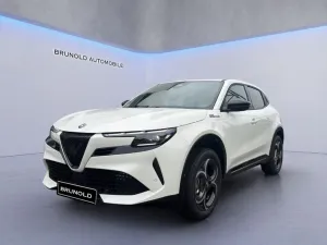 Alfa Romeo Junior Ibrida 1.2 VGT 48V-Hybrid 107 kW Sport Sp