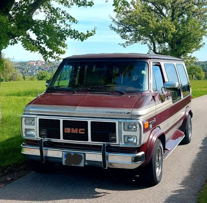 Chevrolet GMC Vandura Starcraft G2500