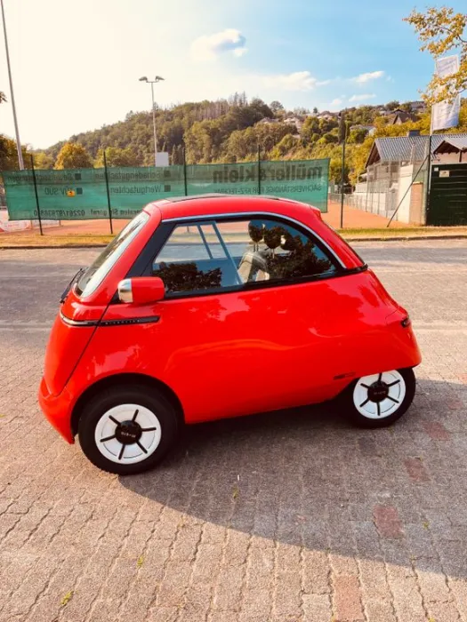 Microlino Dolce 10,5 kWh 90 kmh Milano red Premium Paket