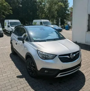 Opel crossland X innovation 130 ps 68000 k...