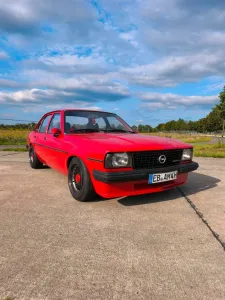 Opel Ascona b 2.0E
