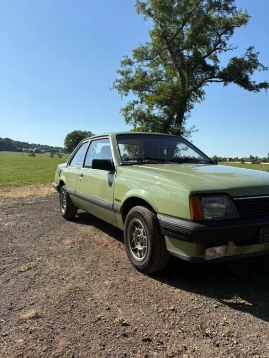 Opel Ascona C, Bj. 82, mit H-Kennzeichen