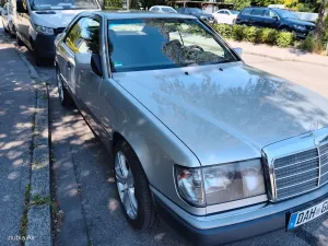Mercedes-Benz E 230