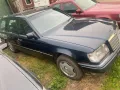 Mercedes-Benz 4  Mercedes Oldtimer , aus dem scheune Fun...